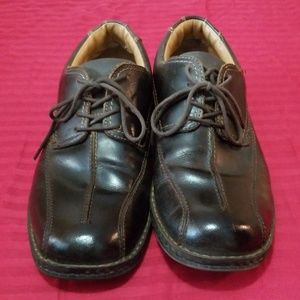 Mens leather shoes